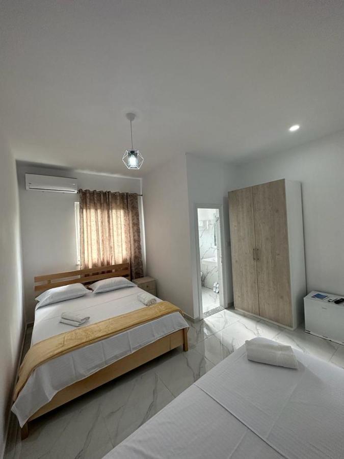 Hotel A & V Dodani Deja's Ford Luaran gambar